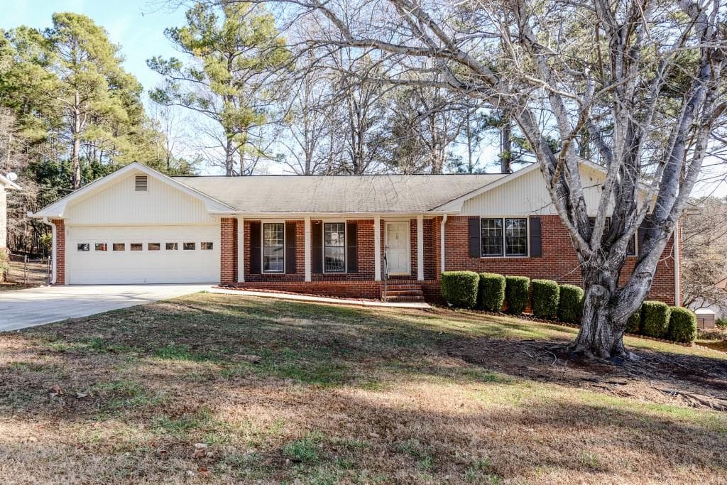 3 bedroom, 1,526 sq ft single family residence sold at 642 Steeple Chase Drive, Lawrenceville, GA 30044
