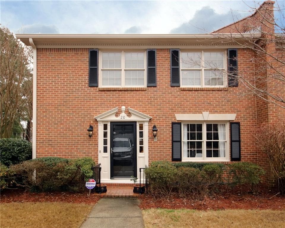 4 bedroom, 2,852 sq ft condominium sold at 4101 Dunwoody Club Drive 20, Atlanta, GA 30350