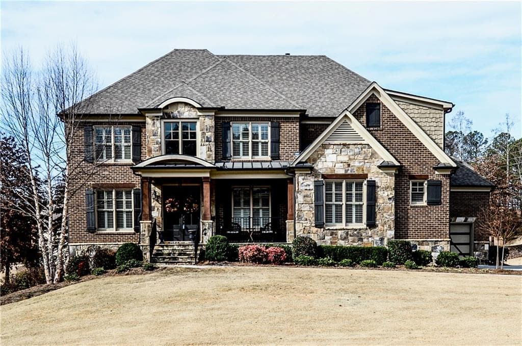 5 bedroom, 4,536 sq ft single family residence sold at 1045 Cascade Run Court, Suwanee, GA 30024