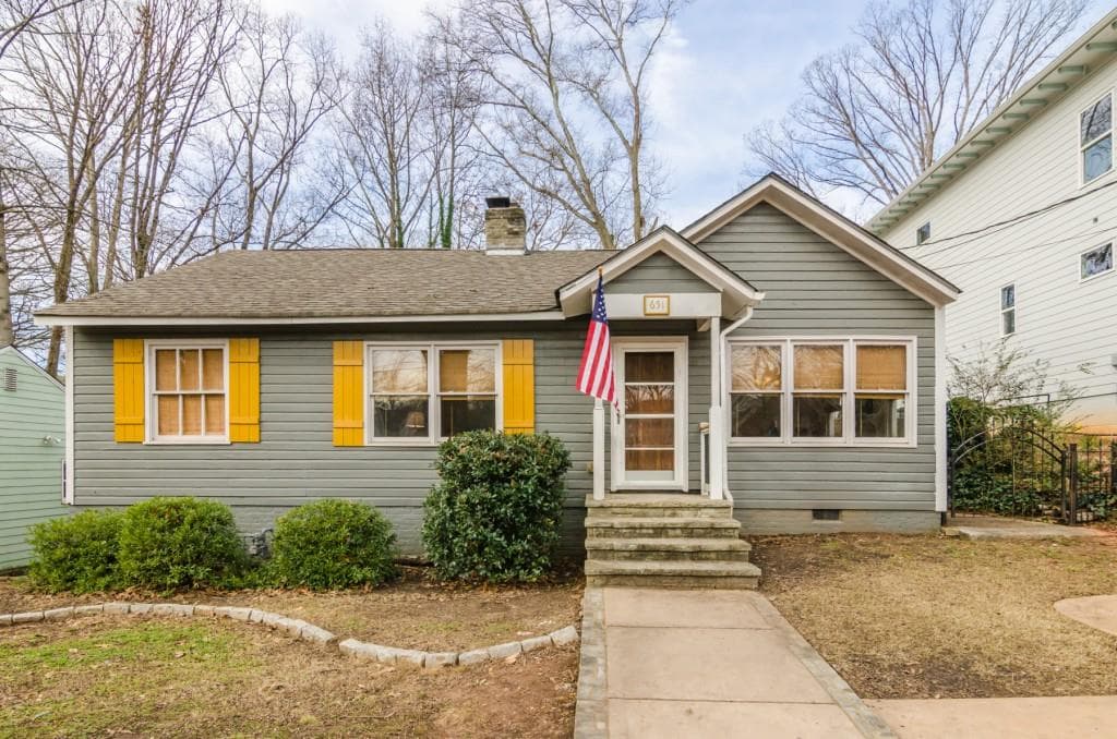 3 bedroom, 1,360 sq ft single family residence sold at 651 Stokeswood Avenue, Atlanta, GA 30316