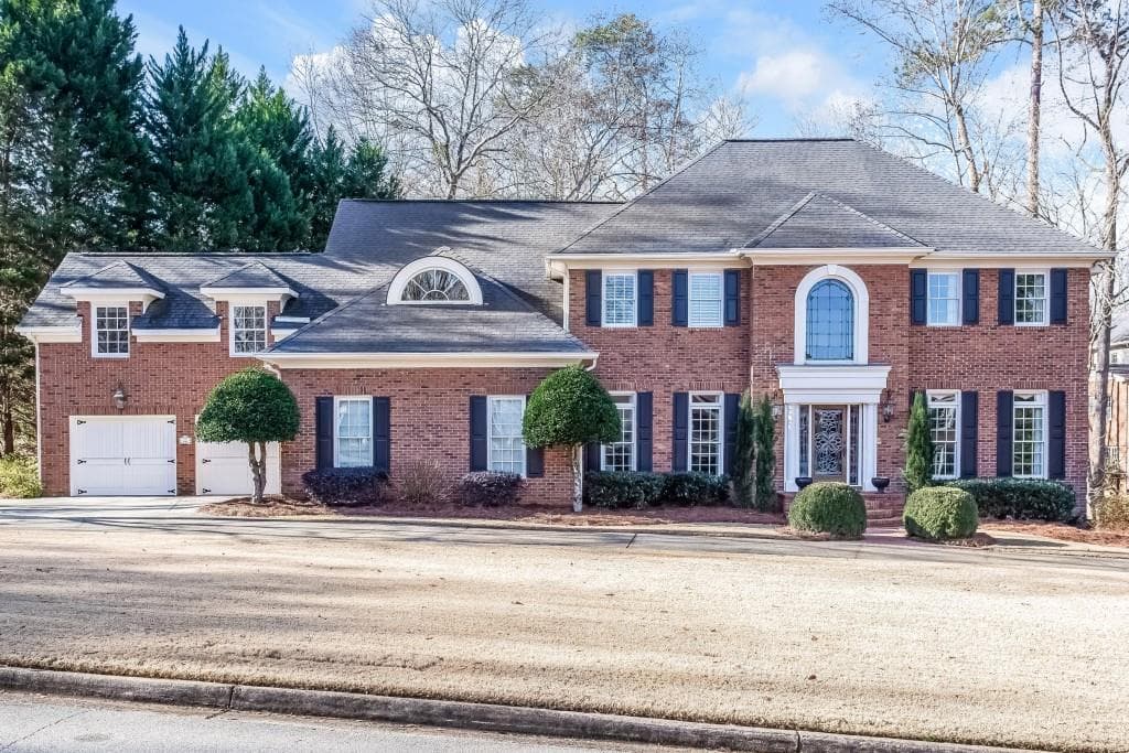 5 bedroom single family residence sold at 1650 Lazy River Lane, Sandy Springs, GA 30350