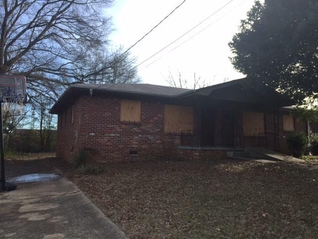 duplex sold at 1438 Georgia Avenue, East Point, GA 30344