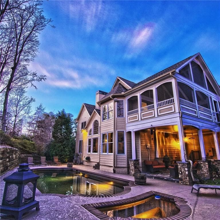 5 bedroom, 3,668 sq ft single family residence sold at 5137 Parkwood Oaks Lane, Mableton, GA 30126