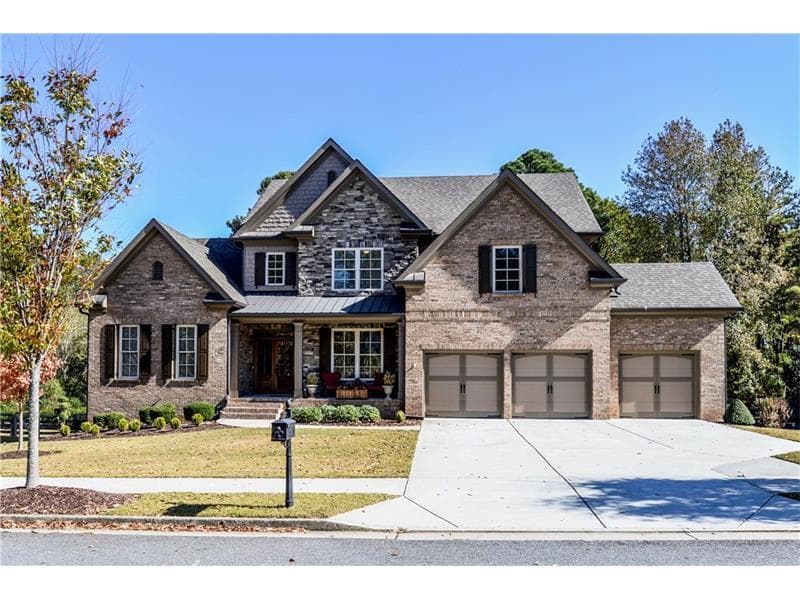 5 bedroom, 3,580 sq ft single family residence sold at 155 Cochran Farms Drive, Roswell, GA 30075