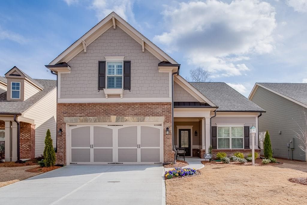 3 bedroom, 2,396 sq ft single family residence sold at 6851 Flagstone Way, Flowery Branch, GA 30542