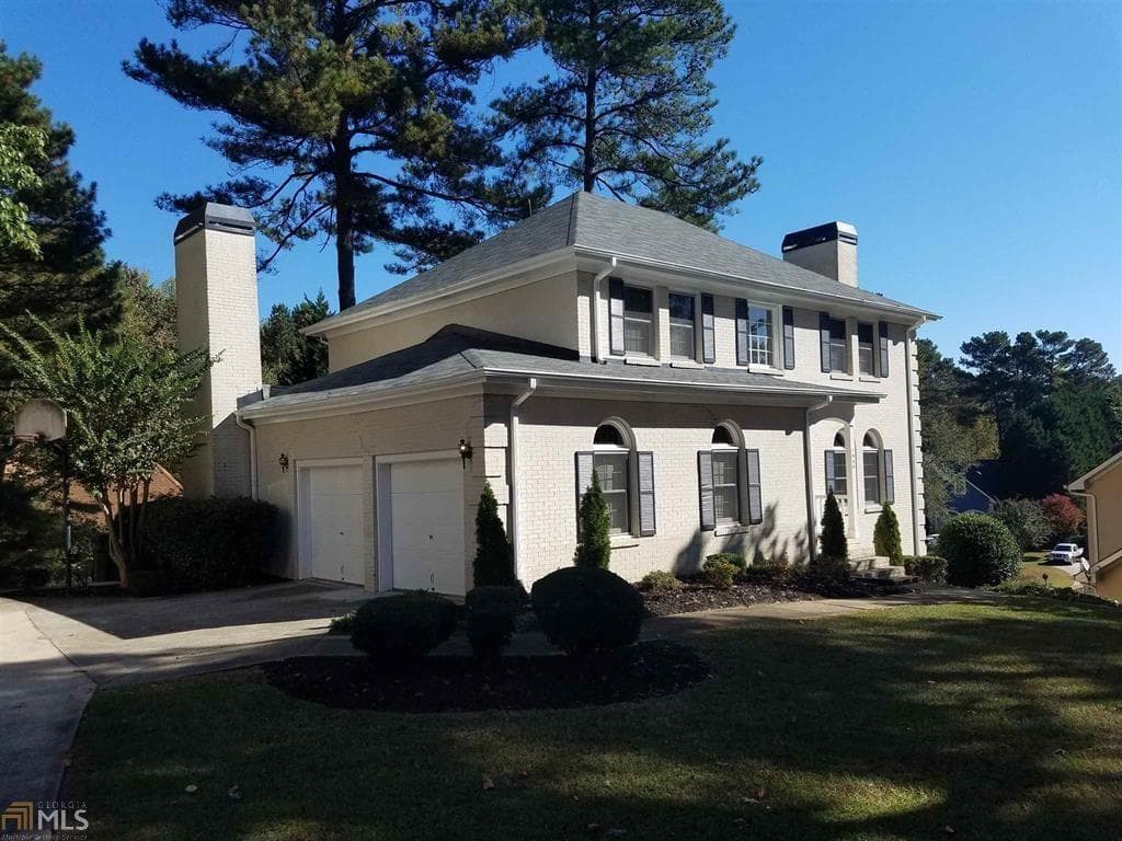 4 bedroom, 3,445 sq ft single family residence sold at 1686 Niskey Lake Cove Road, Atlanta, GA 30331