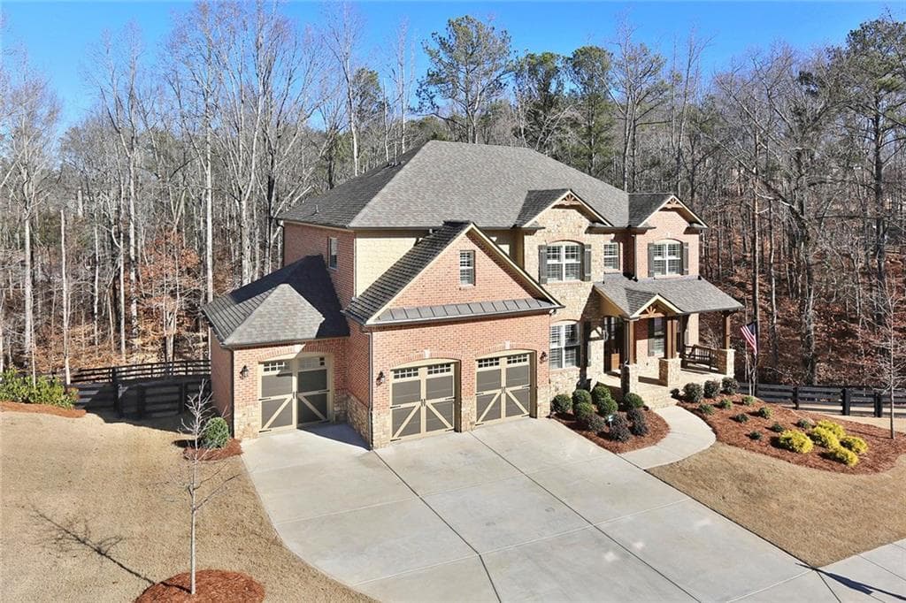 2730 Cogburn Lane, Alpharetta, GA 30004 — most recent listing photo