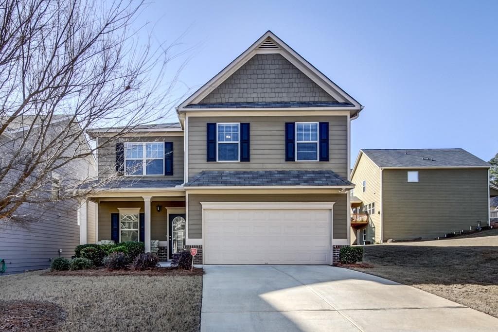 4 bedroom, 2,600 sq ft single family residence sold at 119 Cornerstone Circle, Woodstock, GA 30188