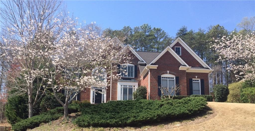 4 bedroom, 2,839 sq ft single family residence sold at 2037 Fairway Crossing Drive, Woodstock, GA 30188