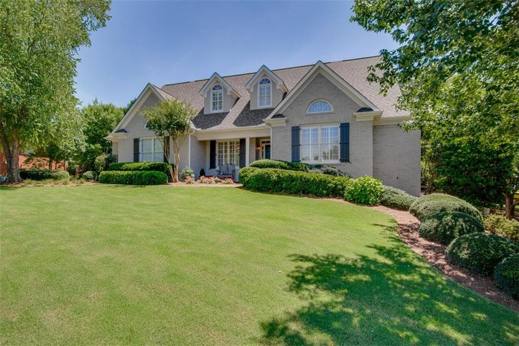 5 bedroom, 5,942 sq ft single family residence sold at 3009 Bradshaw Club Drive, Woodstock, GA 30188