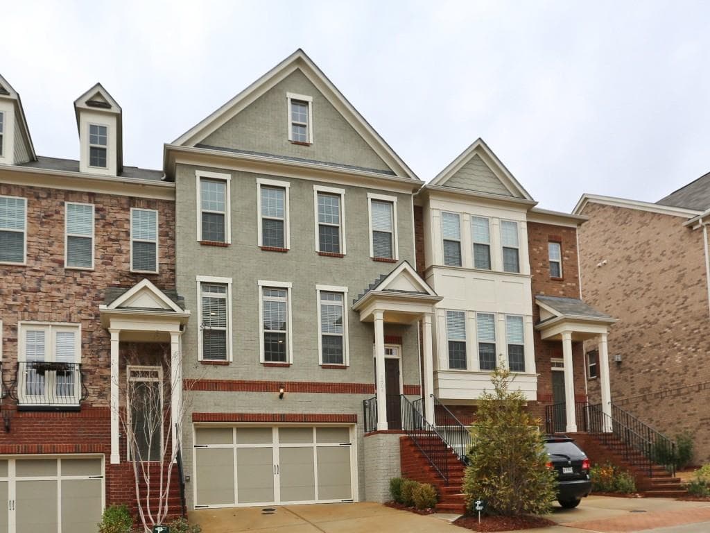 3 bedroom, 2,509 sq ft townhouse sold at 1506 Woodbridge Way, Atlanta, GA 30329
