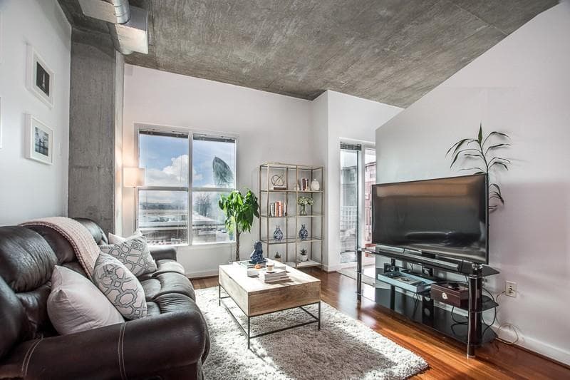 1 bedroom, 762 sq ft condominium sold at 250 Pharr Road 311, Atlanta, GA 30305