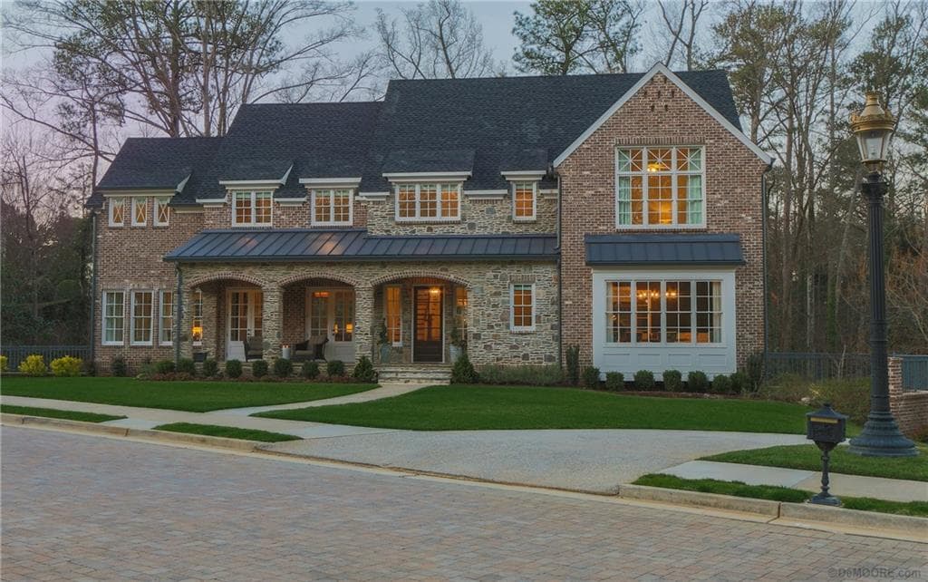 6 bedroom, 6,875 sq ft single family residence sold at 227 Saint Nicholas Circle, Atlanta, GA 30327