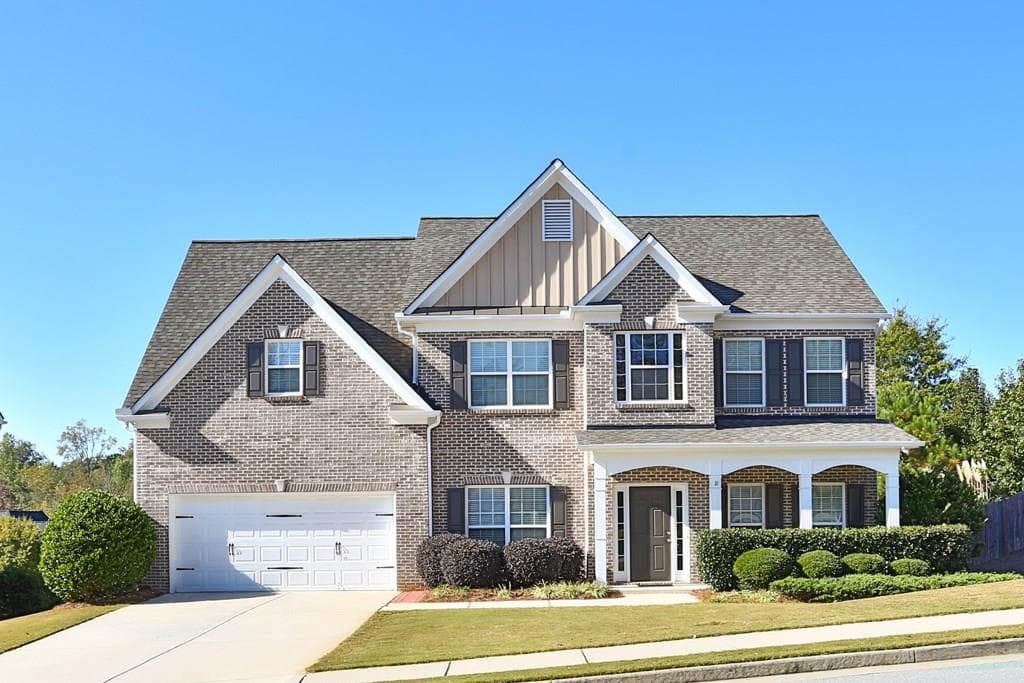 4 bedroom, 2,929 sq ft single family residence sold at 4157 Brentwood Drive, Buford, GA 30518