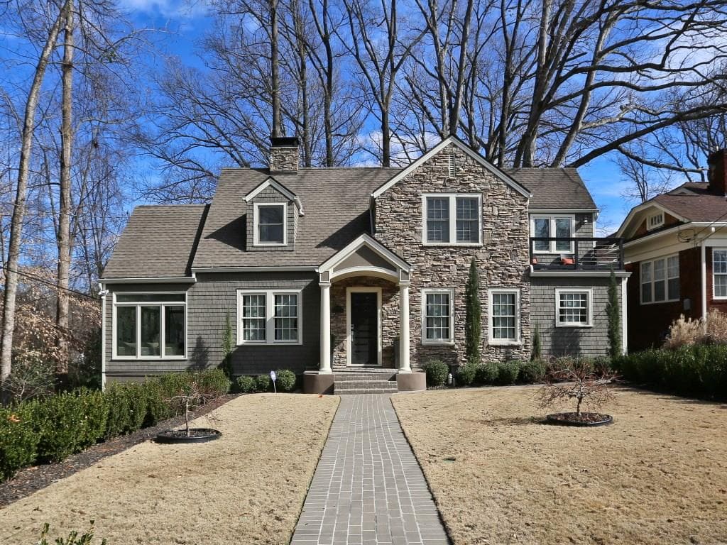4 bedroom, 3,292 sq ft single family residence sold at 1055 Greencove Avenue, Atlanta, GA 30306