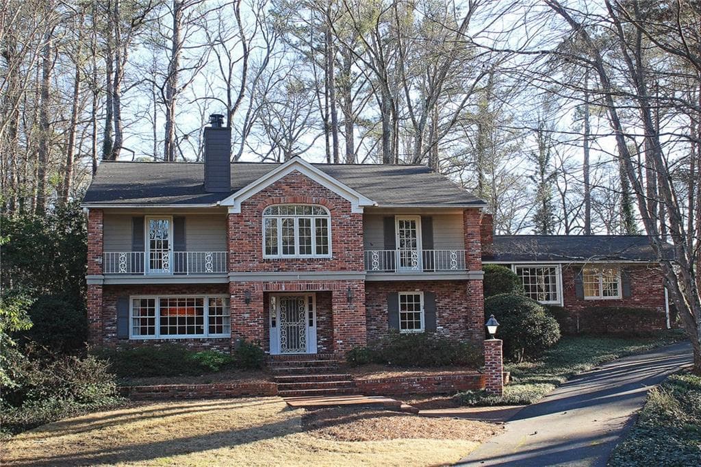 6295 River Overlook Drive, Sandy Springs, GA 30328 — most recent listing photo