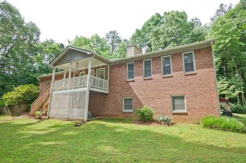3 bedroom single family residence sold at 3220 Westbrook Road, Suwanee, GA 30024