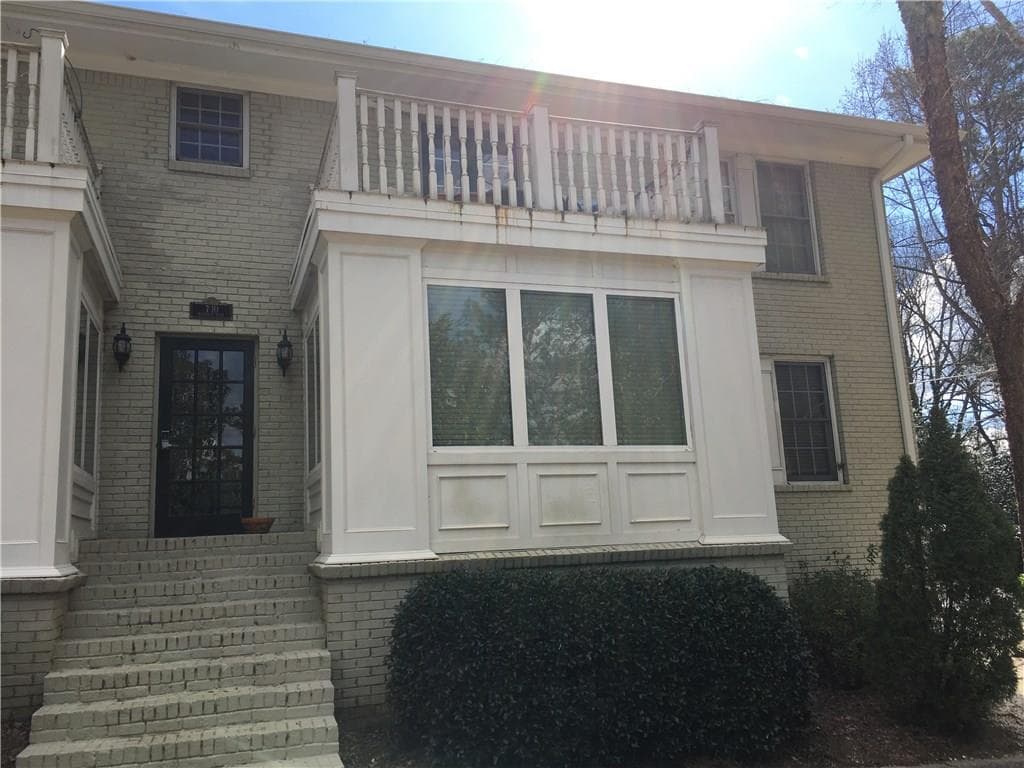 2 bedroom, 944 sq ft condominium sold at 1879 Johnson Road 8, Atlanta, GA 30306