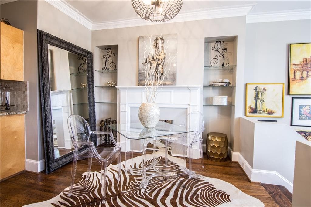 2840 Peachtree Road 305, Atlanta, GA 30305 — most recent listing photo
