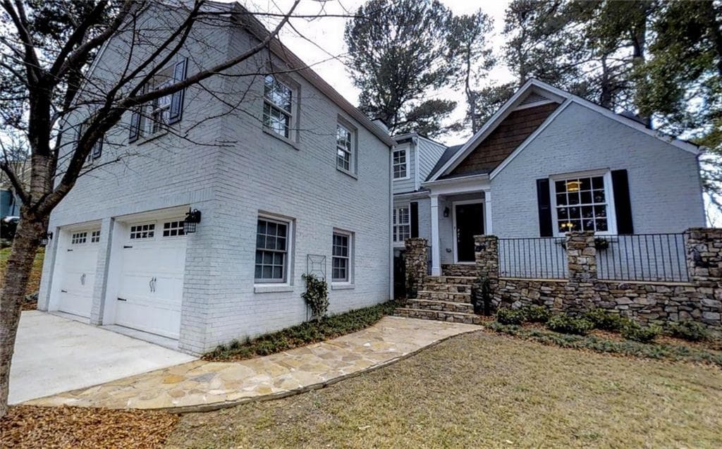 4 bedroom, 3,334 sq ft single family residence sold at 627 Hillpine Drive, Atlanta, GA 30306