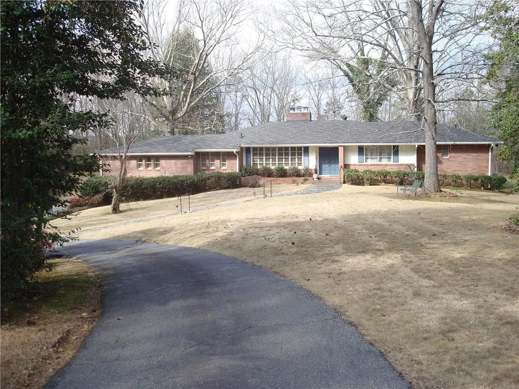 195 Heights Place, Canton, GA 30114 — most recent listing photo