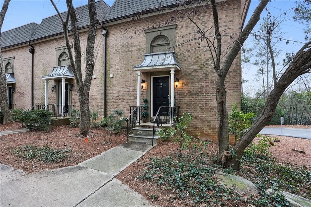 6980 Roswell Road E8, Atlanta, GA 30328 — most recent listing photo