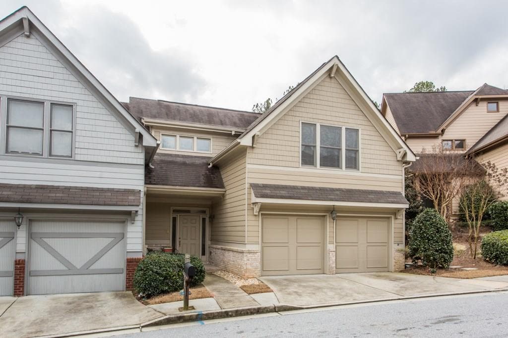 2 bedroom, 1,258 sq ft townhouse sold at 1423 Village Creek Circle, Atlanta, GA 30316