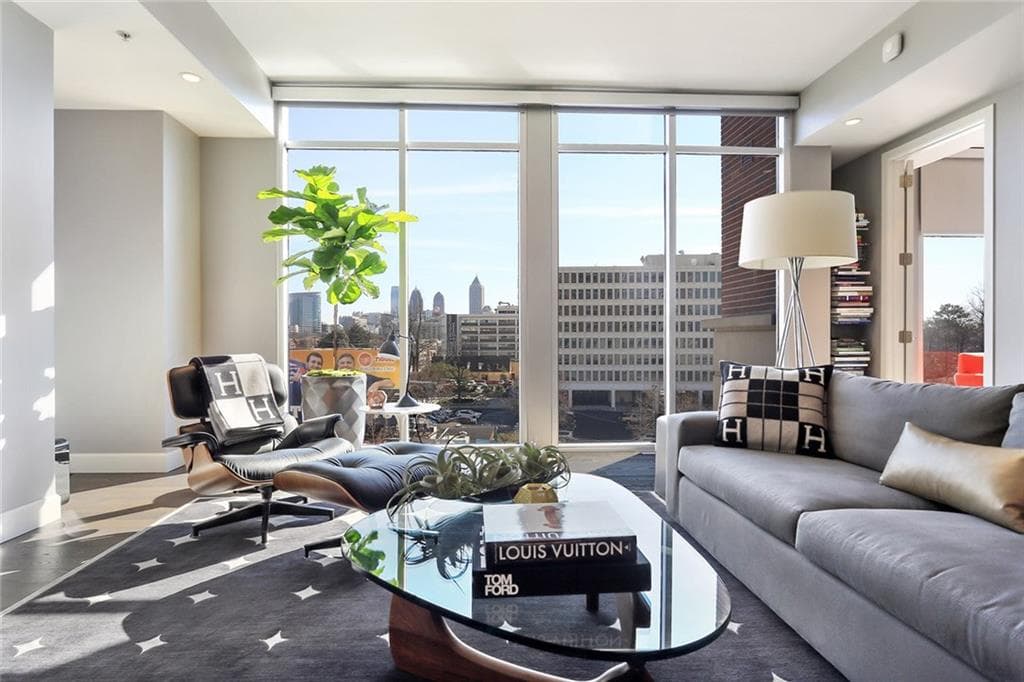 2 bedroom, 1,888 sq ft condominium sold at 1820 Peachtree Street 402, Atlanta, GA 30309