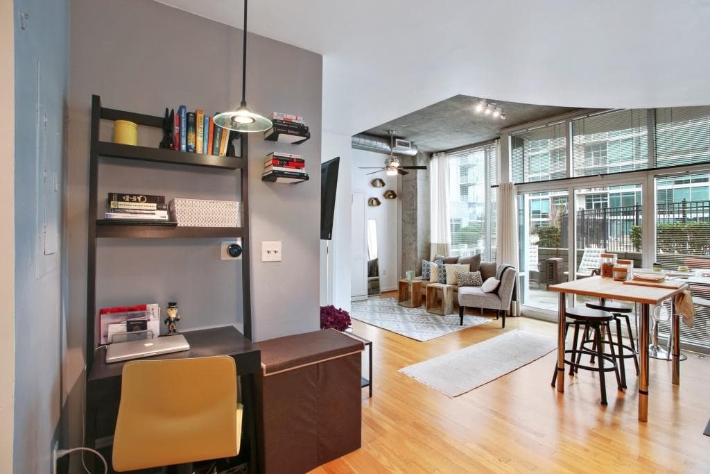 1 bedroom, 456 sq ft condominium sold at 923 Peachtree Street 732, Atlanta, GA 30309