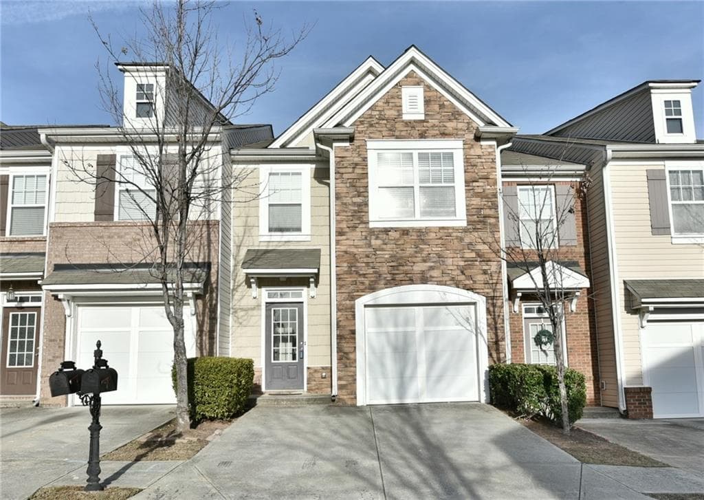 3 bedroom, 1,708 sq ft townhouse sold at 2216 Executive Drive 68, Duluth, GA 30096