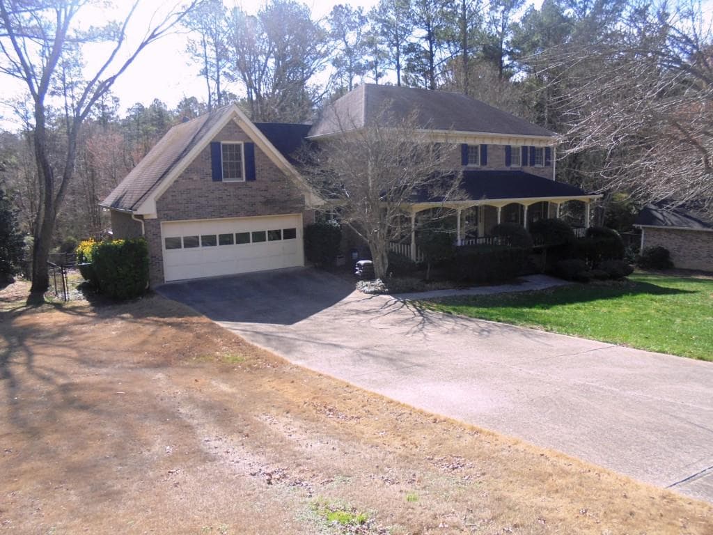 2855 Kinnett Drive, Lilburn, GA 30047 — most recent listing photo