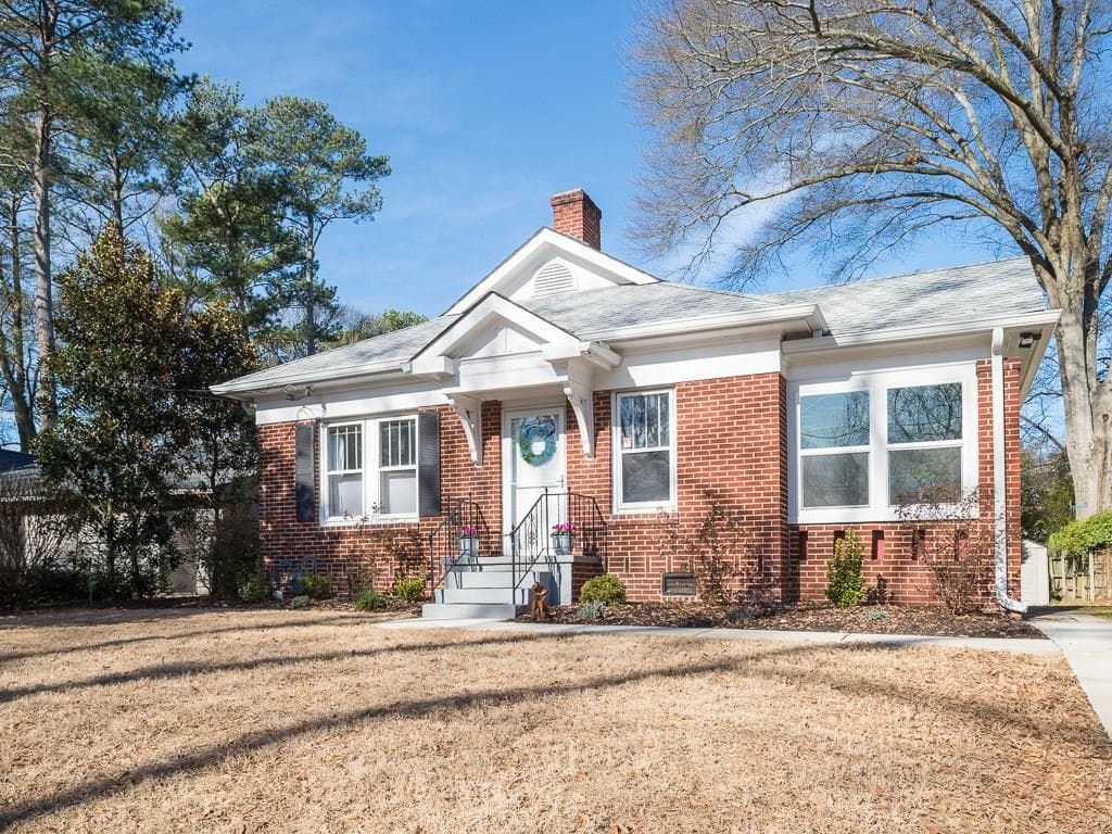 2 bedroom single family residence sold at 2190 Fairhaven Circle, Atlanta, GA 30305