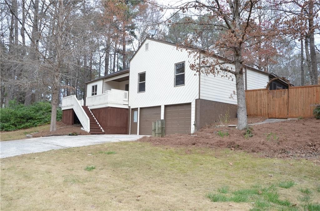 6045 Sumit Wood Drive, Kennesaw, GA 30152 — most recent listing photo