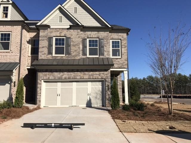 1027 Milhaven Drive, Roswell, GA 30076 — most recent listing photo