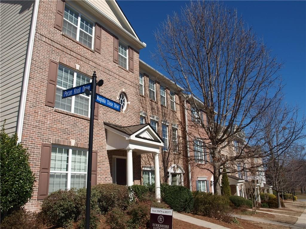 211 Magnolia Chase Drive 19, Marietta, GA 30008 — most recent listing photo