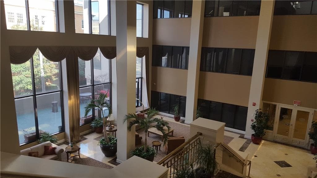 2 bedroom, 1,028 sq ft condominium sold at 1280 W Peachtree Street 3506, Atlanta, GA 30309