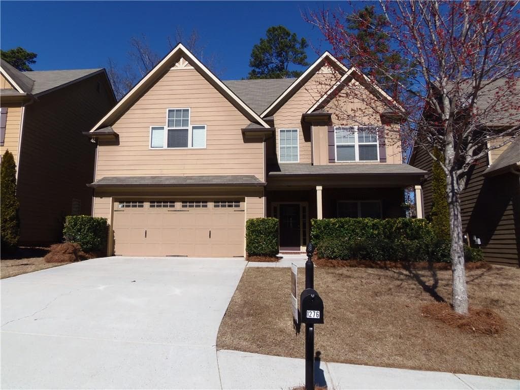 4 bedroom, 2,304 sq ft single family residence sold at 1276 Castleberry Drive, Buford, GA 30518