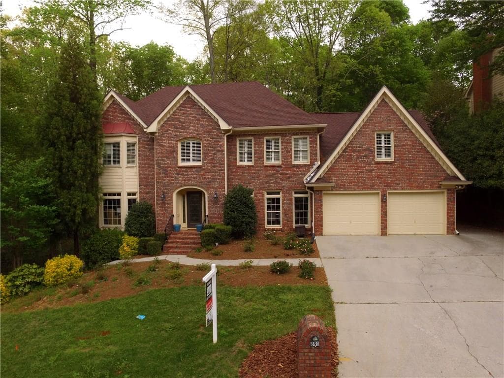 5 bedroom, 3,669 sq ft single family residence sold at 891 Byrnwyck Road, Atlanta, GA 30319