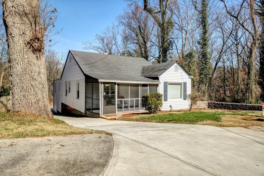 3 bedroom, 1,552 sq ft single family residence sold at 1006 Emerson Avenue, Atlanta, GA 30316