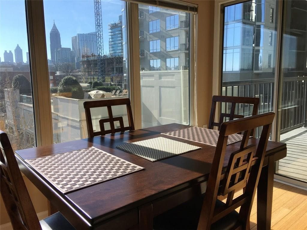 1 bedroom, 960 sq ft condominium sold at 275 13th Street 502, Atlanta, GA 30309