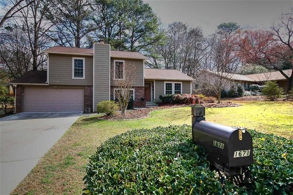 3 bedroom, 1,600 sq ft single family residence sold at 1671 Northlake Springs Court, Decatur, GA 30033