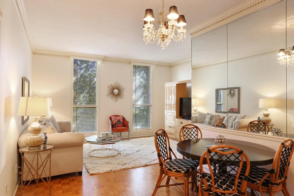 2 bedroom, 890 sq ft condominium sold at 3060 Pharr Court North 211, Atlanta, GA 30305