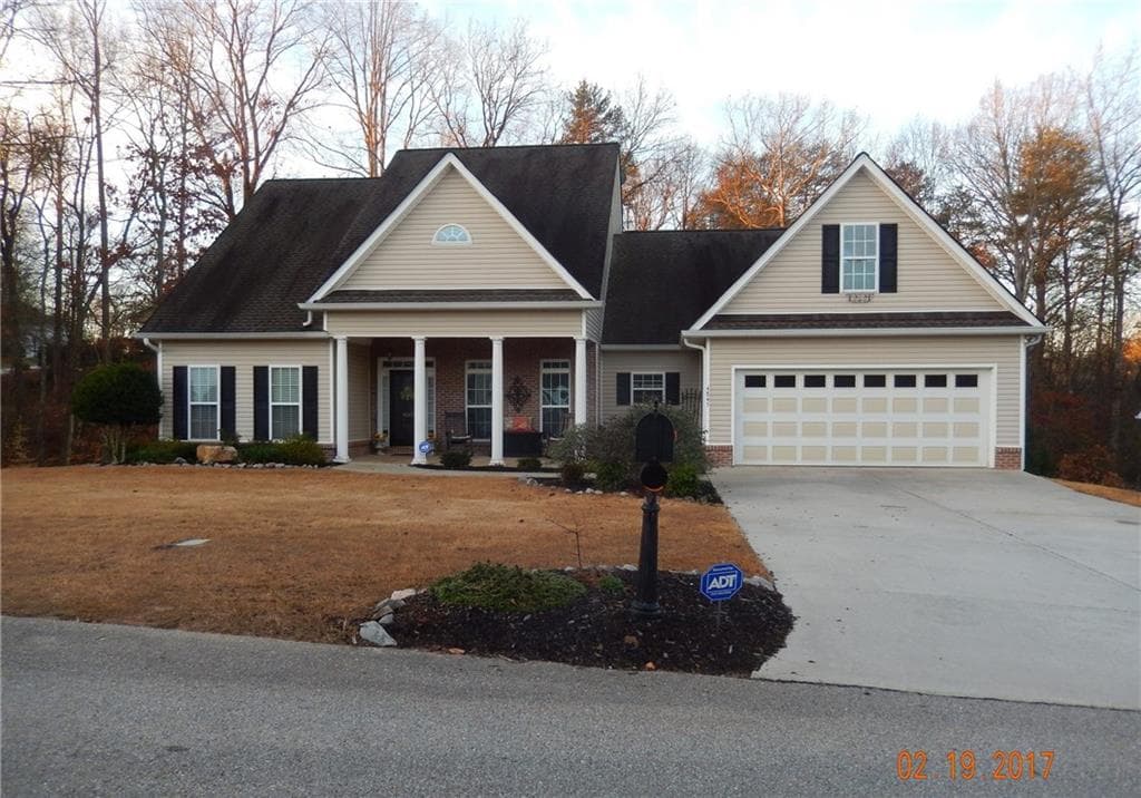 4845 Thunder River Drive, Gainesville, GA 30506 — most recent listing photo