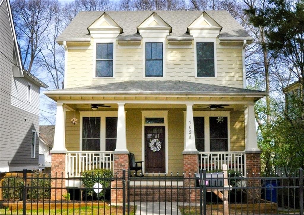 4 bedroom, 3,175 sq ft single family residence sold at 1028 Manigault Street, Atlanta, GA 30316