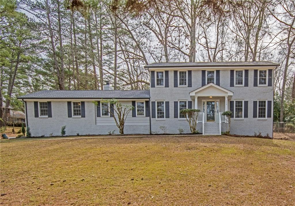 4 bedroom, 3,200 sq ft single family residence sold at 3350 Old Fairburn Road, Atlanta, GA 30331