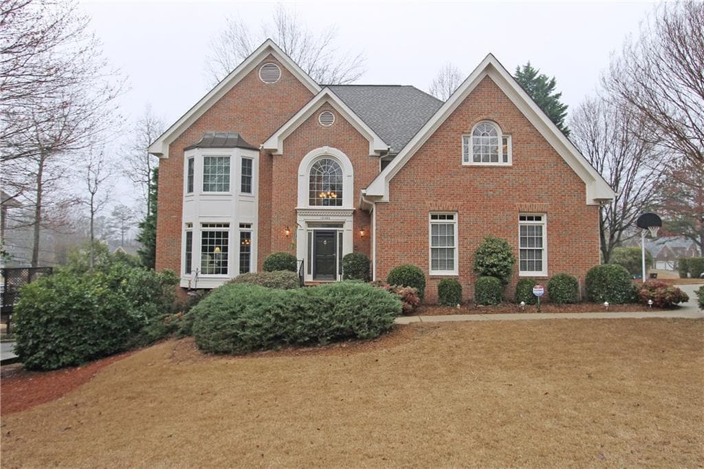 5 bedroom, 4,500 sq ft single family residence sold at 10360 Cranchester Way, Alpharetta, GA 30022