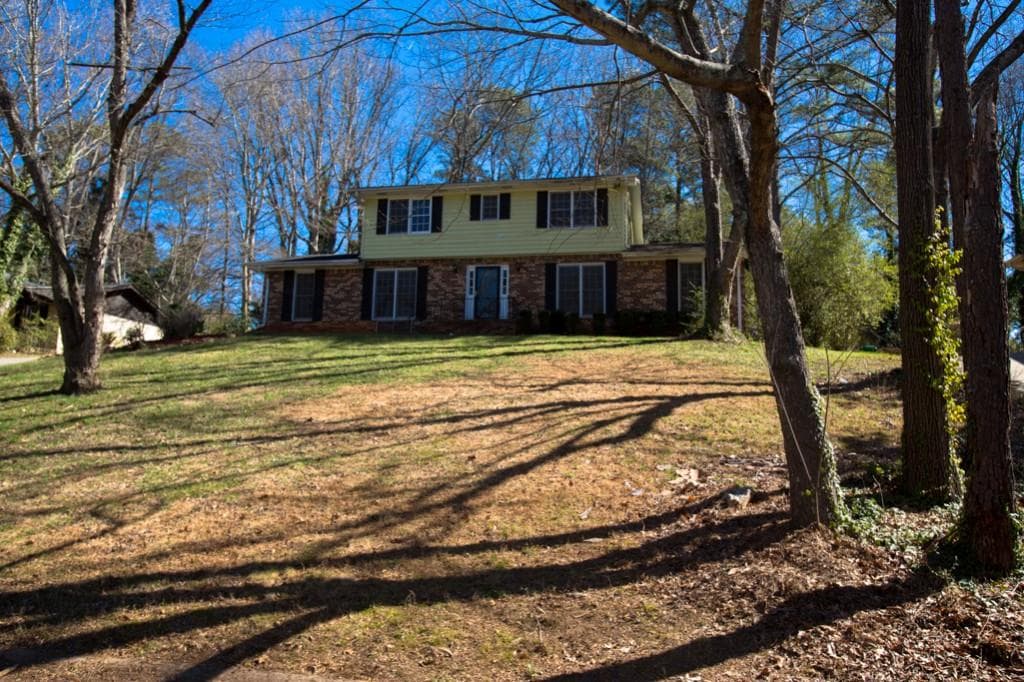 3 bedroom, 2,358 sq ft single family residence sold at 348 Shelton Woods Court, Stone Mountain, GA 30088