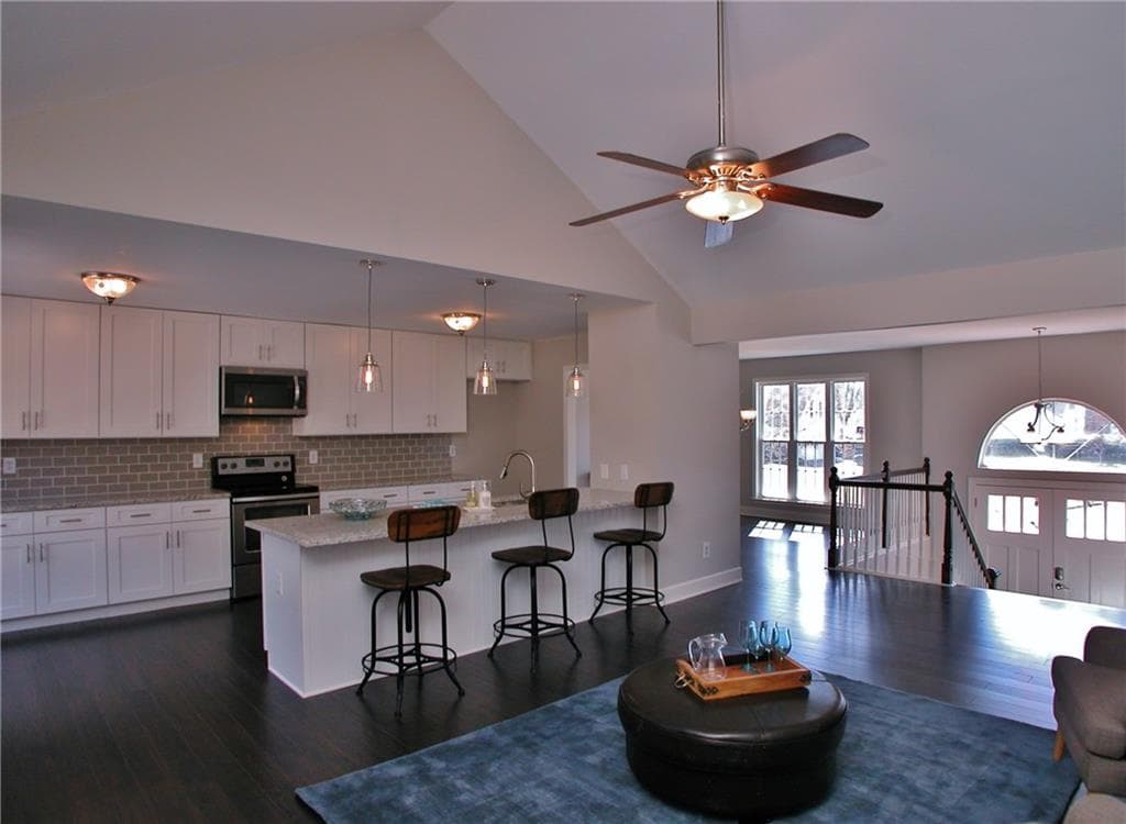 4 bedroom, 2,928 sq ft single family residence sold at 3242 Ivy Lake Court, Buford, GA 30519