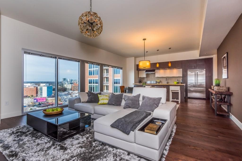 2 bedroom, 1,710 sq ft condominium sold at 1820 Peachtree Street 1411, Atlanta, GA 30309