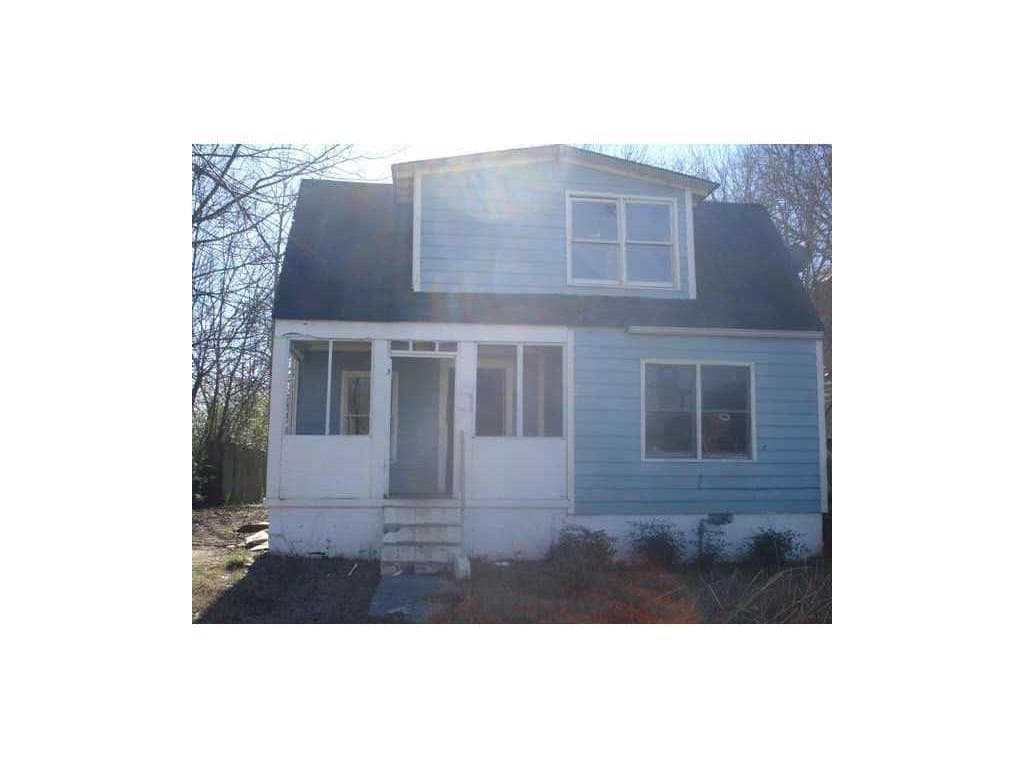 4 bedroom, 659 sq ft single family residence sold at 634 Jones Avenue, Atlanta, GA 30314